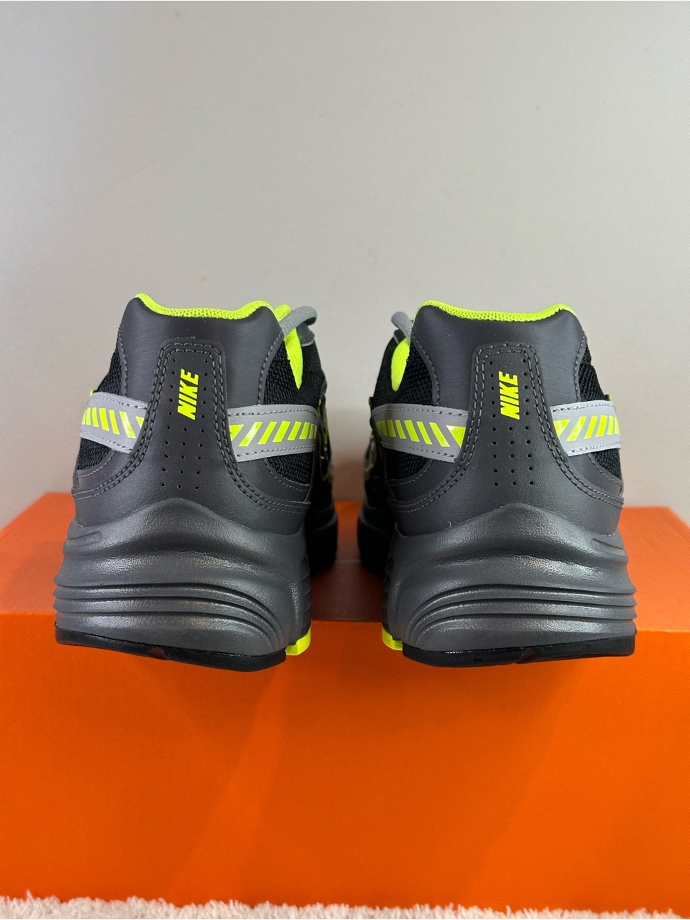 Nike Initiator - Picture 4 of 13